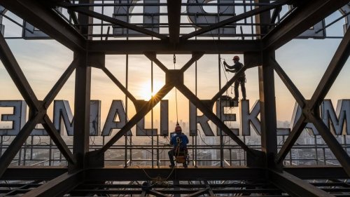 Çatı Tabelası Projelerinde Statik Hesaplama Neden Hayati Önem Taşır?